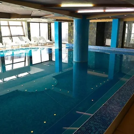 Belvedere Luxurious With Mountain Views, 450 M From Gondola Bansko