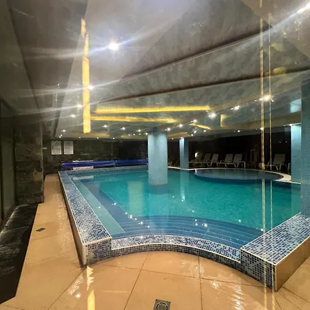Belvedere Luxurious With Mountain Views, 450 M From Gondola Bansko